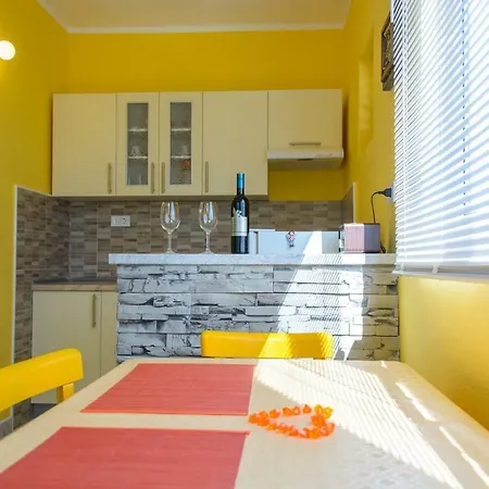 Apartment Milat Trogir Exterior photo